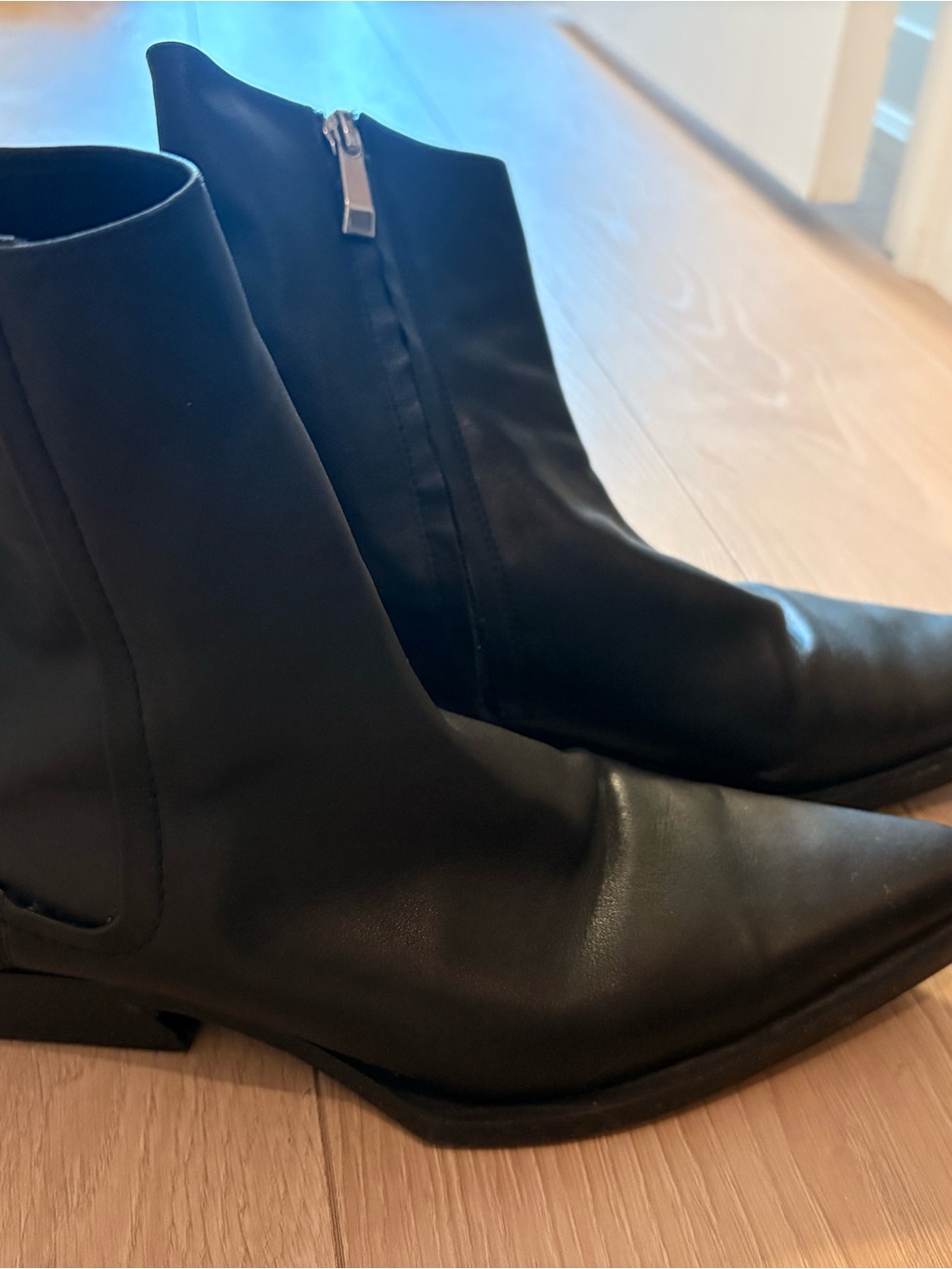 Women Black Leather Chelsea Ankle Boots with Side Zip
